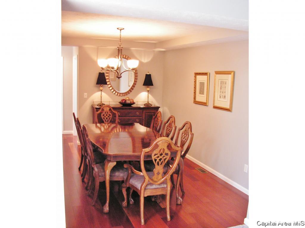 4530 Longfellow Drive Springfield, IL 62711 - Photo 8 of 36