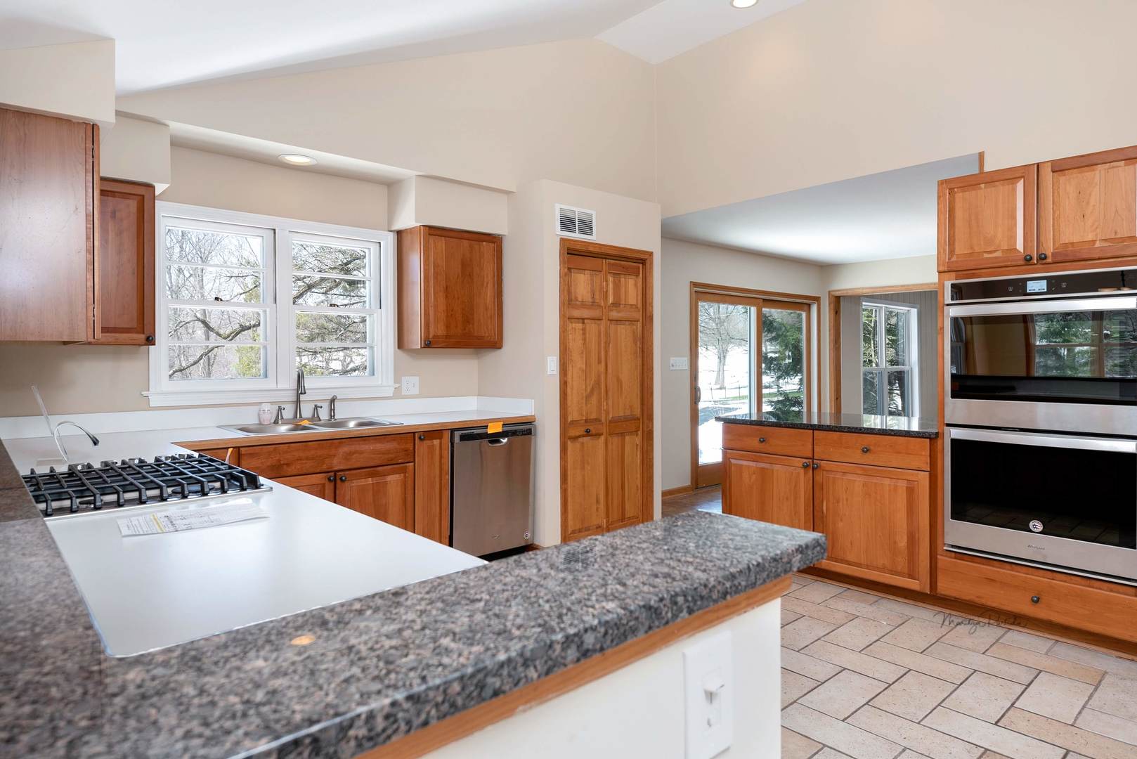 35W503 Ridge Road Dundee, IL 60102 - Photo 8 of 26