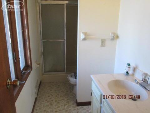7281 Potter Road Flushing, MI 48433 - Photo 14 of 17 20323602-13.JPG