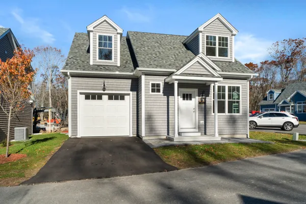 $599,000 | 34 Ivy Hill Road, Unit 34, Waterford, CT 06385