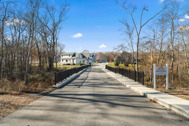 $599,000 | 34 Ivy Hill Road, Unit 34, Waterford, CT 06385