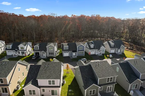 $599,000 | 34 Ivy Hill Road, Unit 34, Waterford, CT 06385