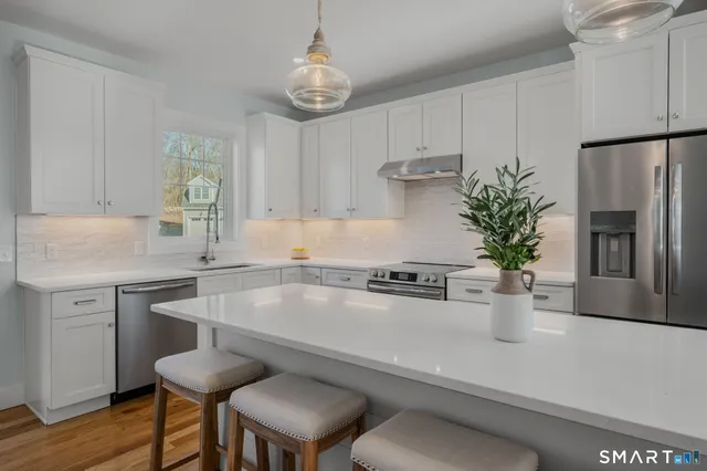 $599,000 | 34 Ivy Hill Road, Unit 34, Waterford, CT 06385