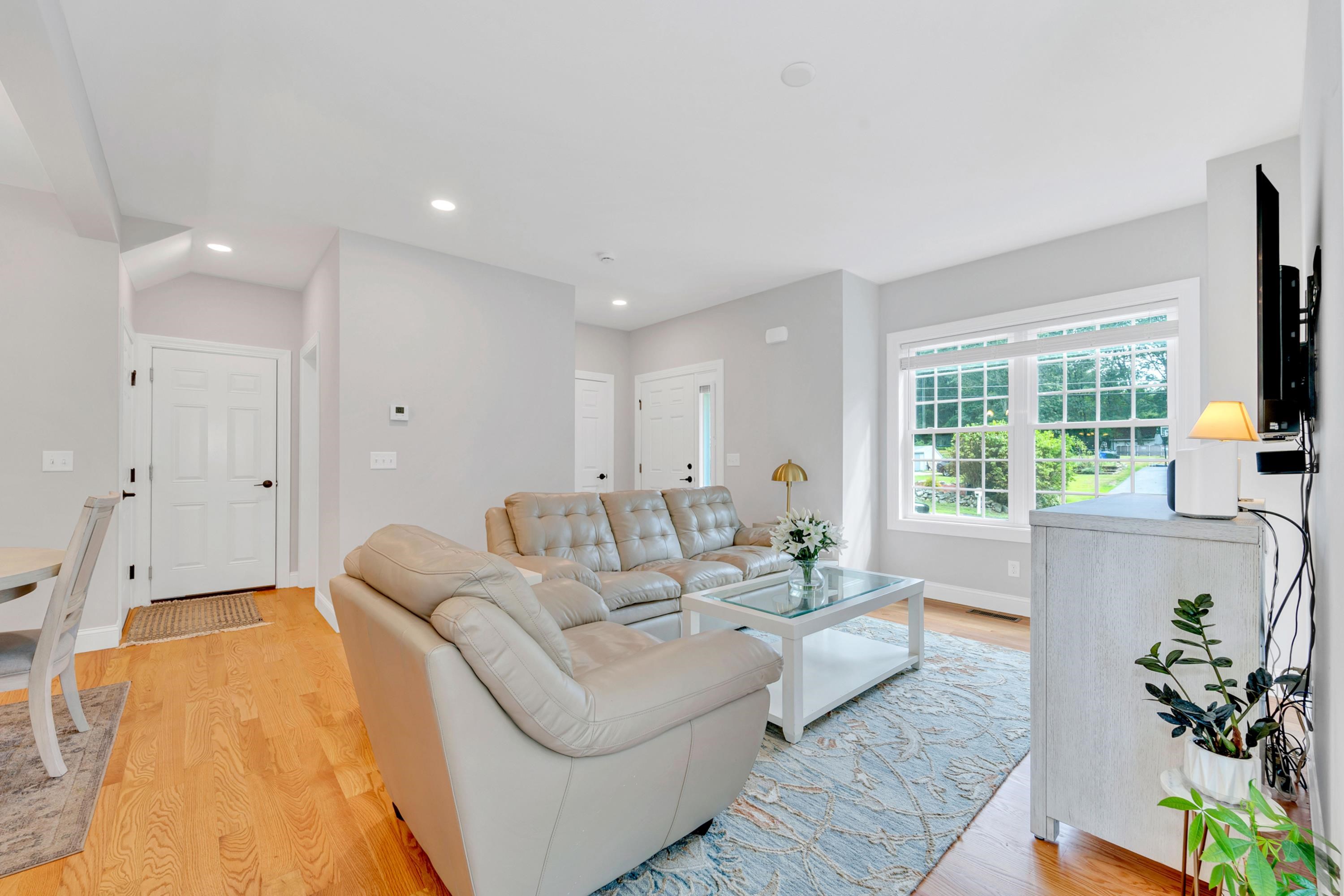 57 Hardy Road Londonderry, NH 03053 - Photo 18 of 60