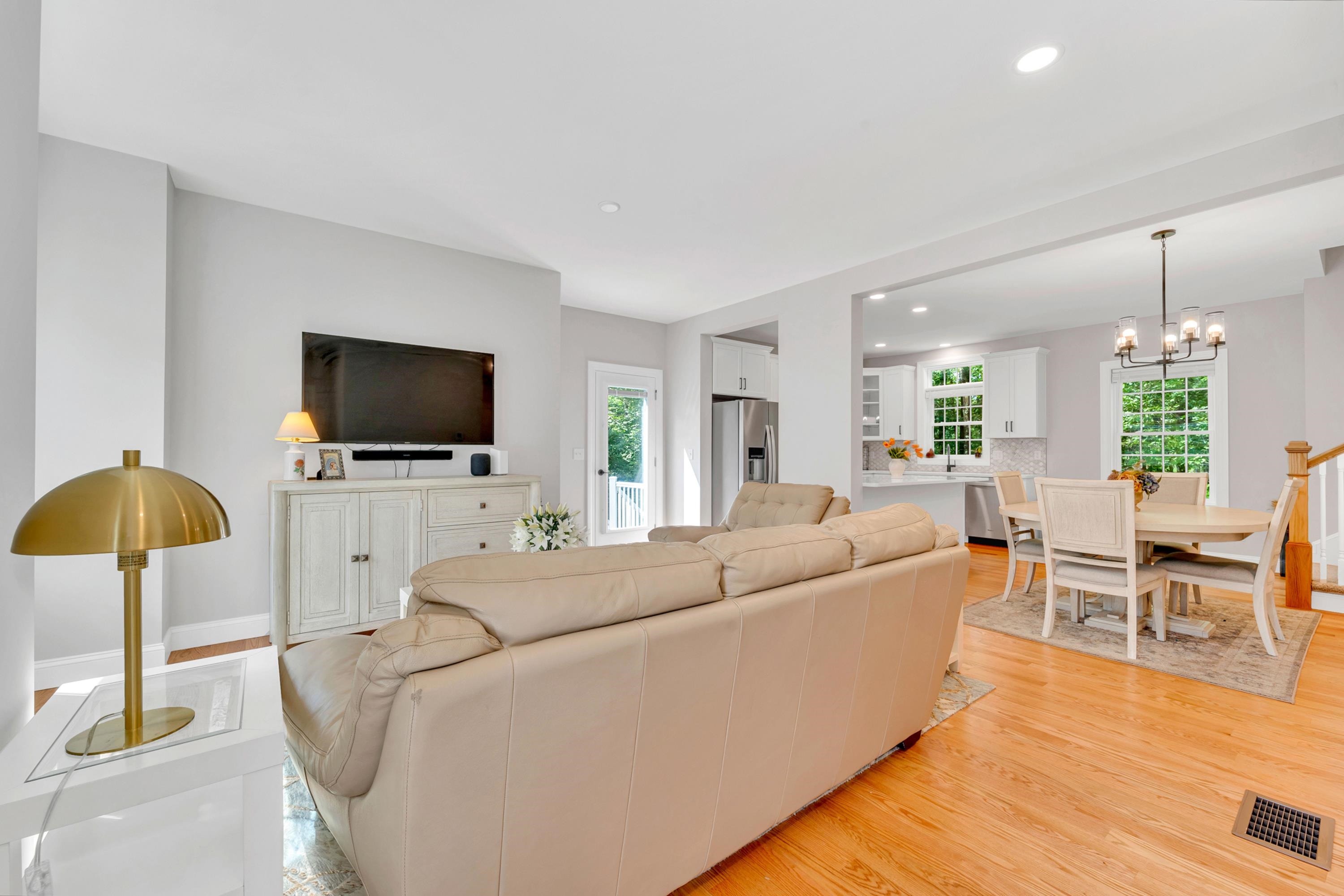 57 Hardy Road Londonderry, NH 03053 - Photo 20 of 60