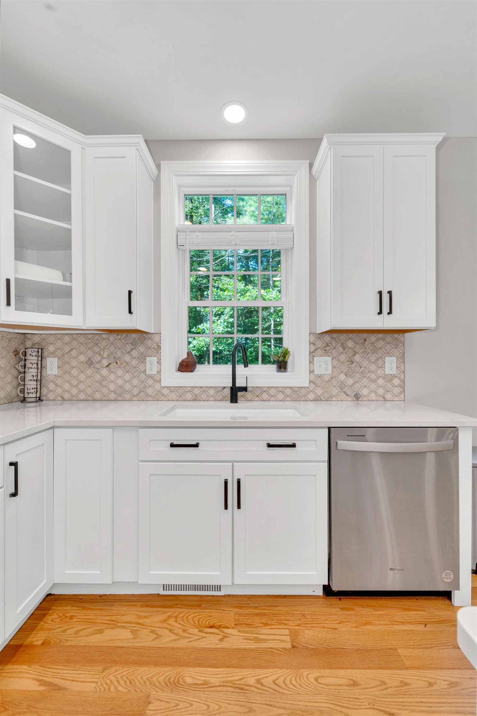 57 Hardy Road Londonderry, NH 03053 - Photo 22 of 60