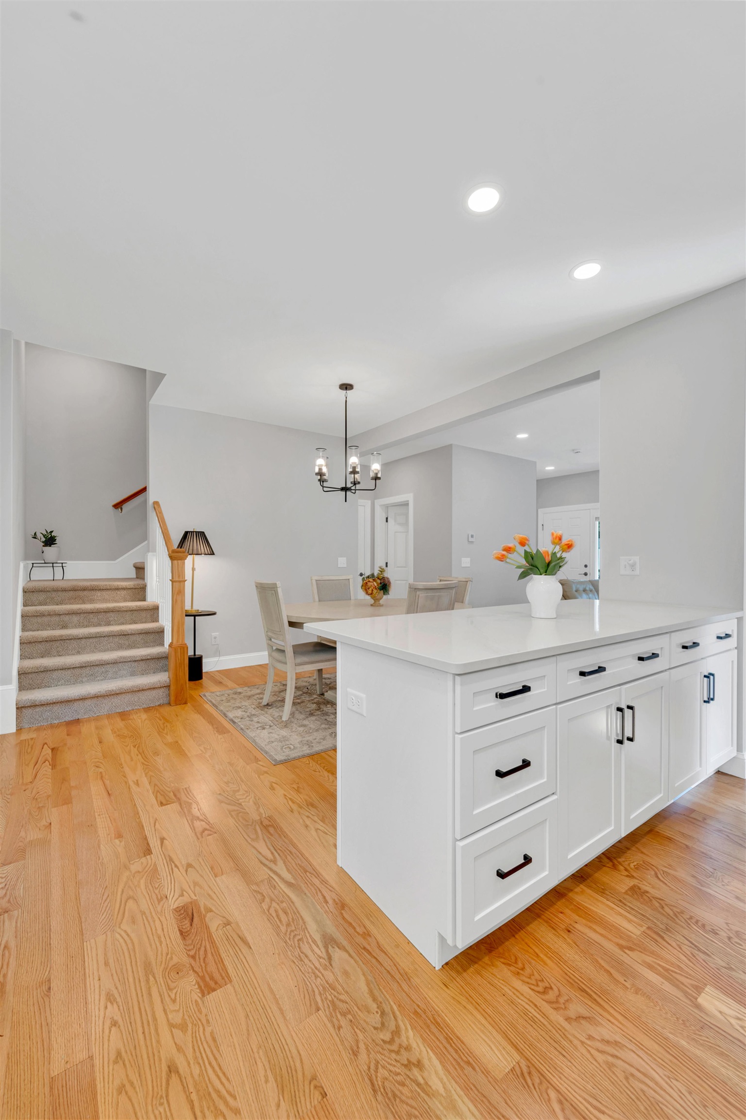 57 Hardy Road Londonderry, NH 03053 - Photo 23 of 60