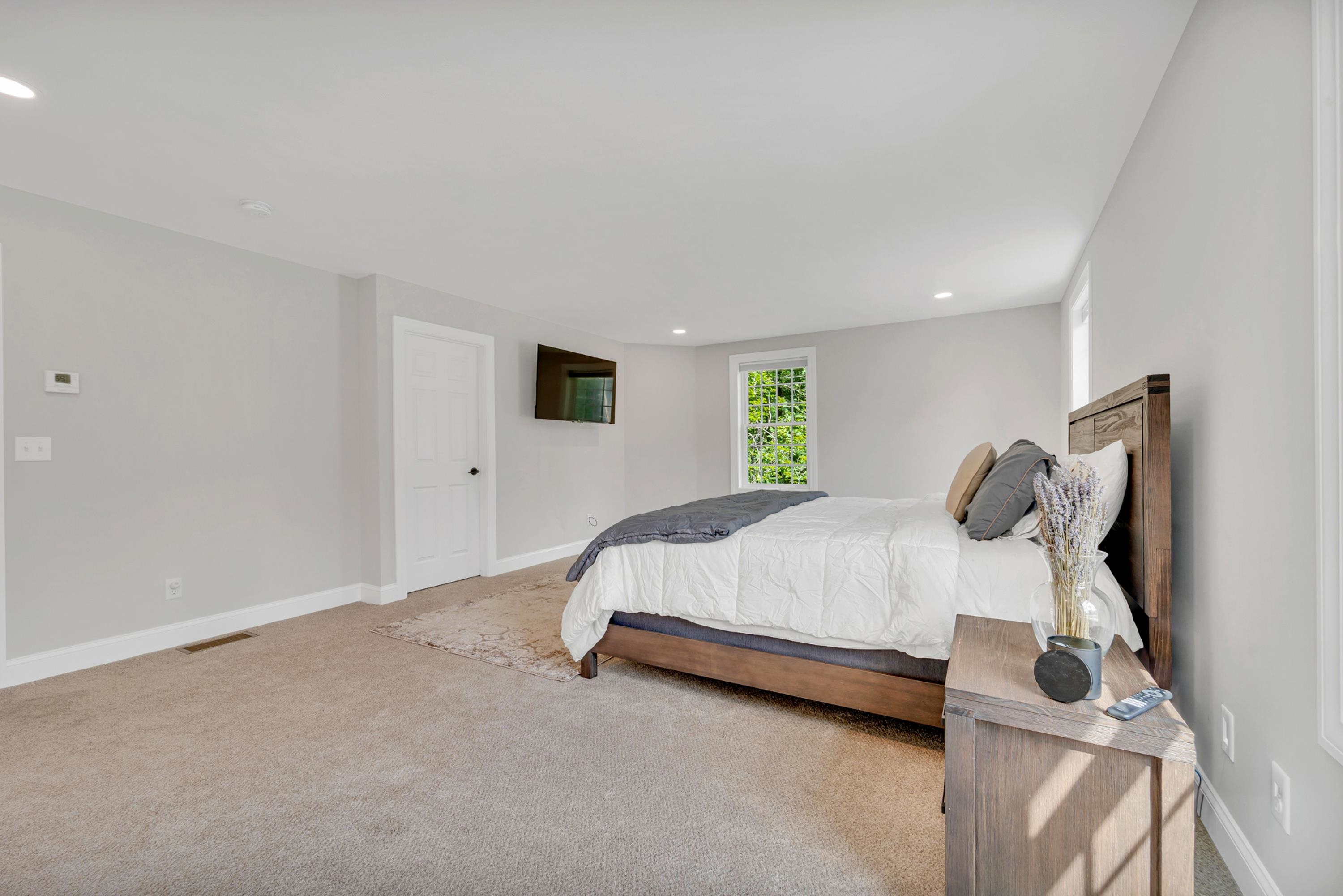 57 Hardy Road Londonderry, NH 03053 - Photo 44 of 60