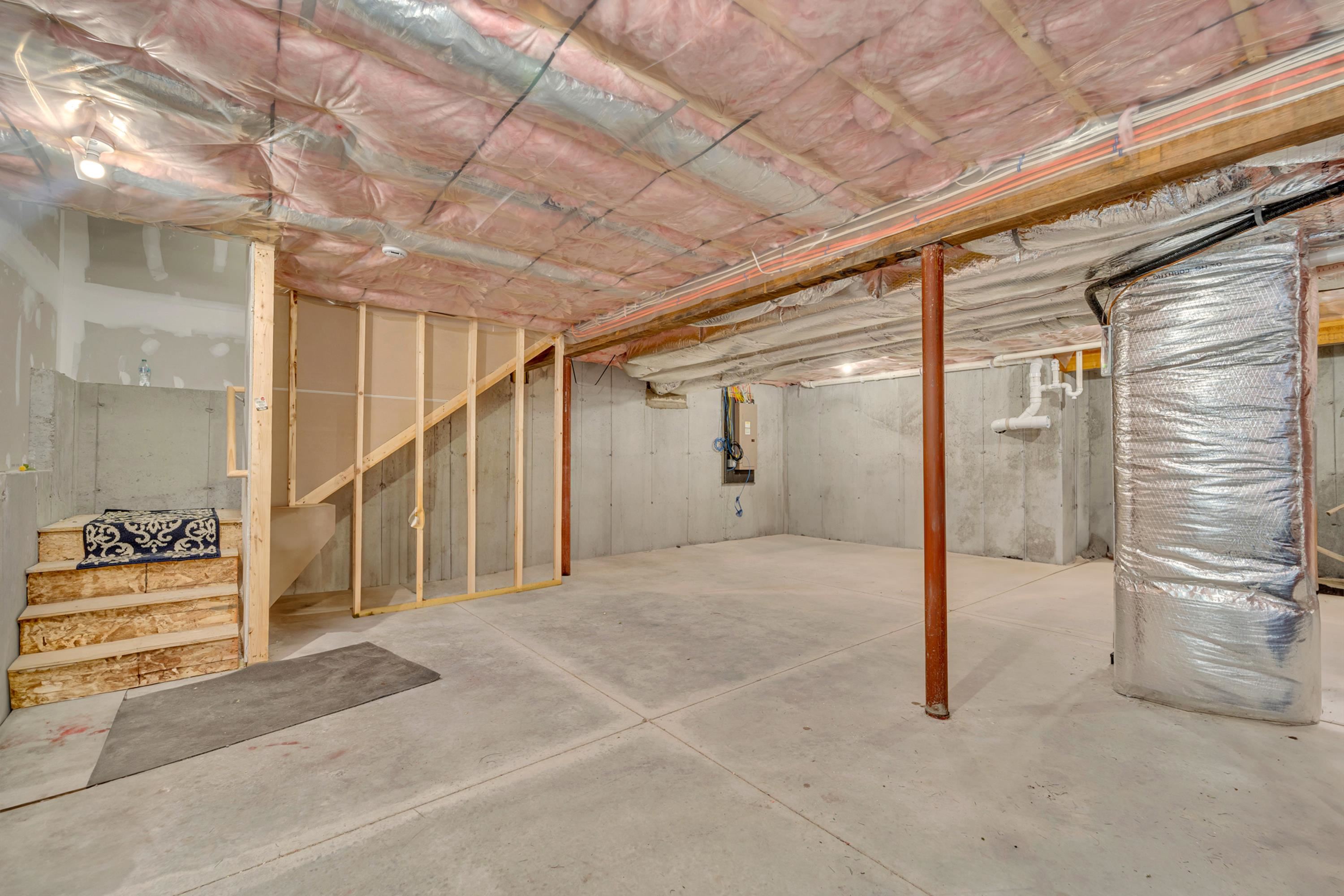 57 Hardy Road Londonderry, NH 03053 - Photo 45 of 60