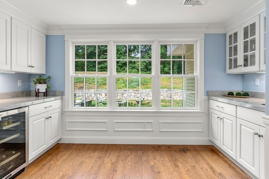 44 Gatewood Drive Needham, MA 02492 - Photo 11 of 27