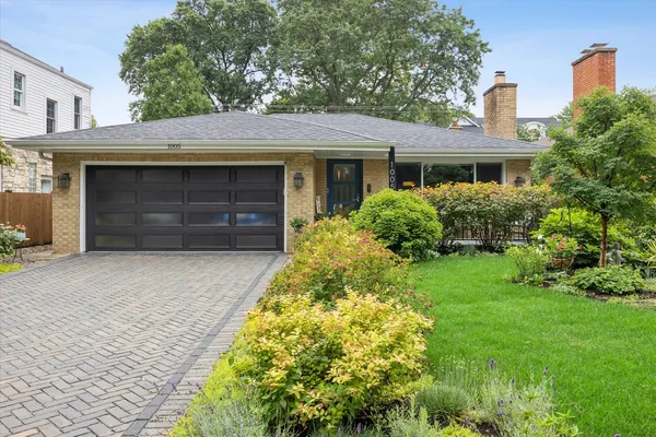$715,000 | 1005 South Brainard Avenue, La Grange, IL 60525