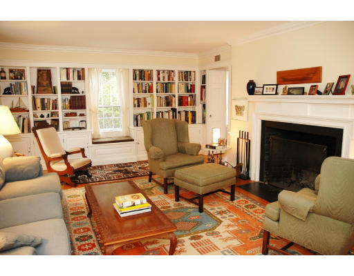 536 Lowell Road Concord, MA 01742 - Photo 4 of 12 Gallery Image 4