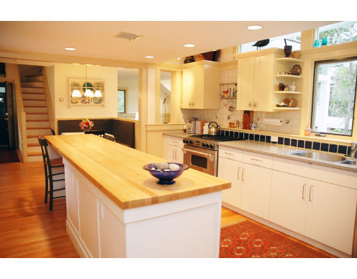 536 Lowell Road Concord, MA 01742 - Photo 7 of 12 Gallery Image 7