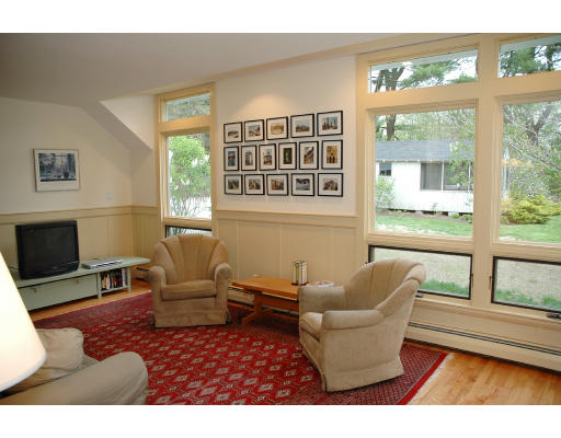 536 Lowell Road Concord, MA 01742 - Photo 8 of 12 Gallery Image 8