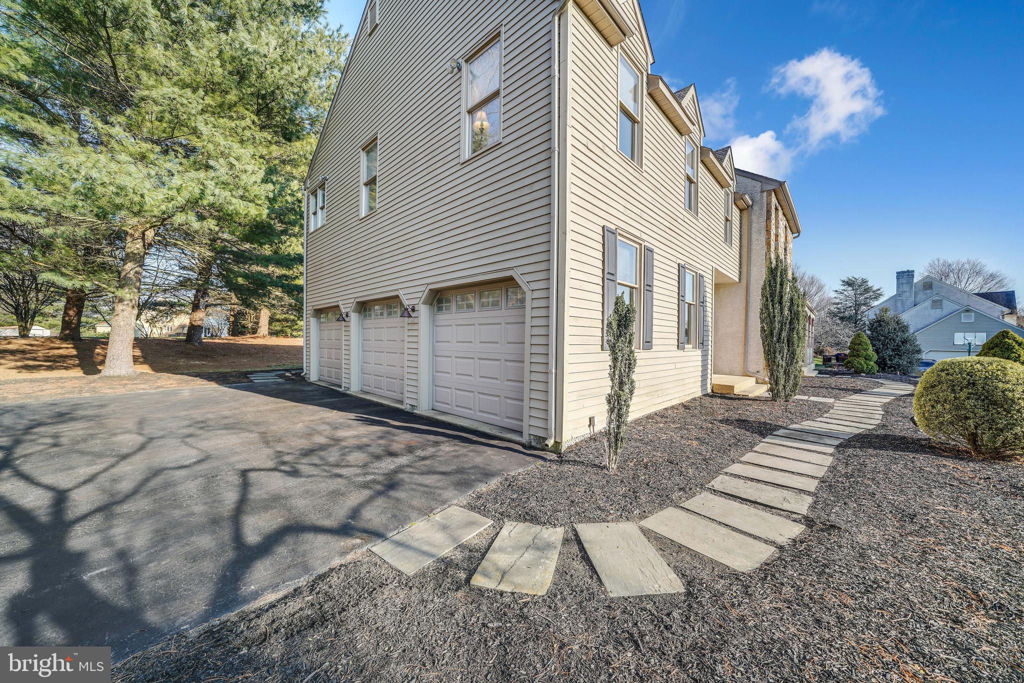 302 Barn Hill Road West Chester, PA 19382 - Photo 9 of 47 Gallery Image 9
