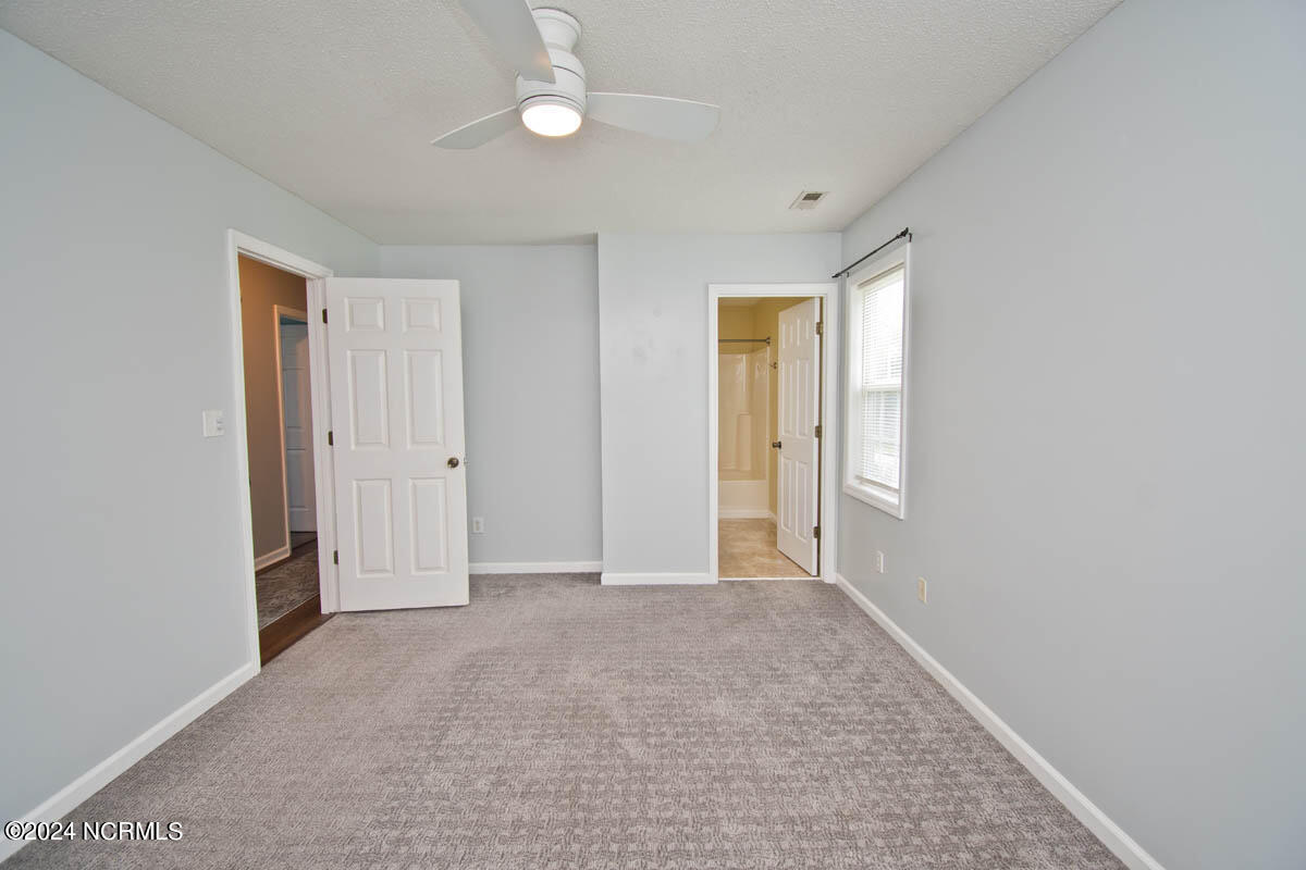 206 Parnell Road Hubert, NC 28539 - Photo 12 of 42 Primary Bedroom
