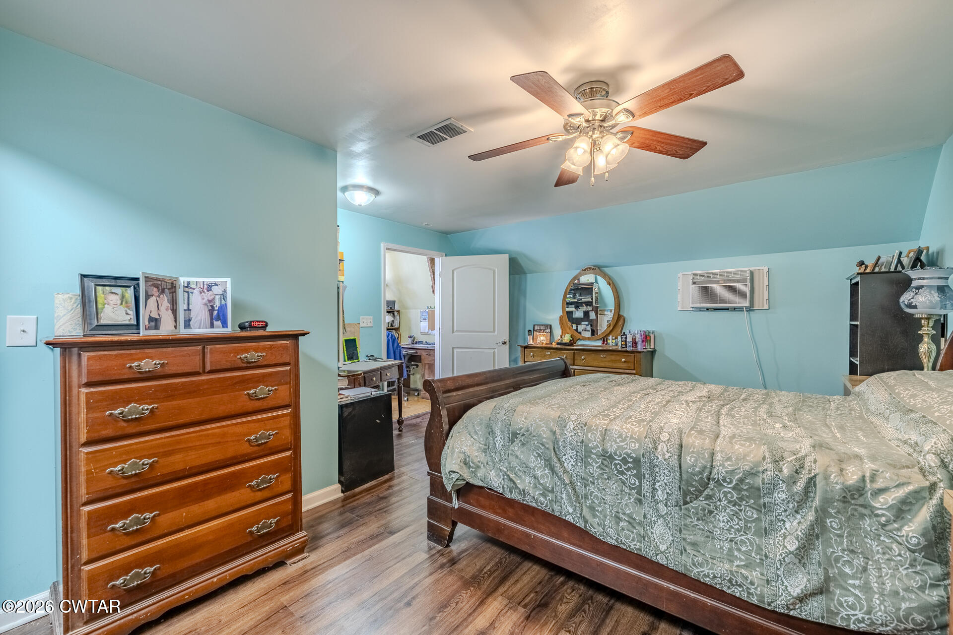 61 Con Pennington Road Kenton, TN 38233 - Photo 23 of 46 a bedroom with a bed and dresser