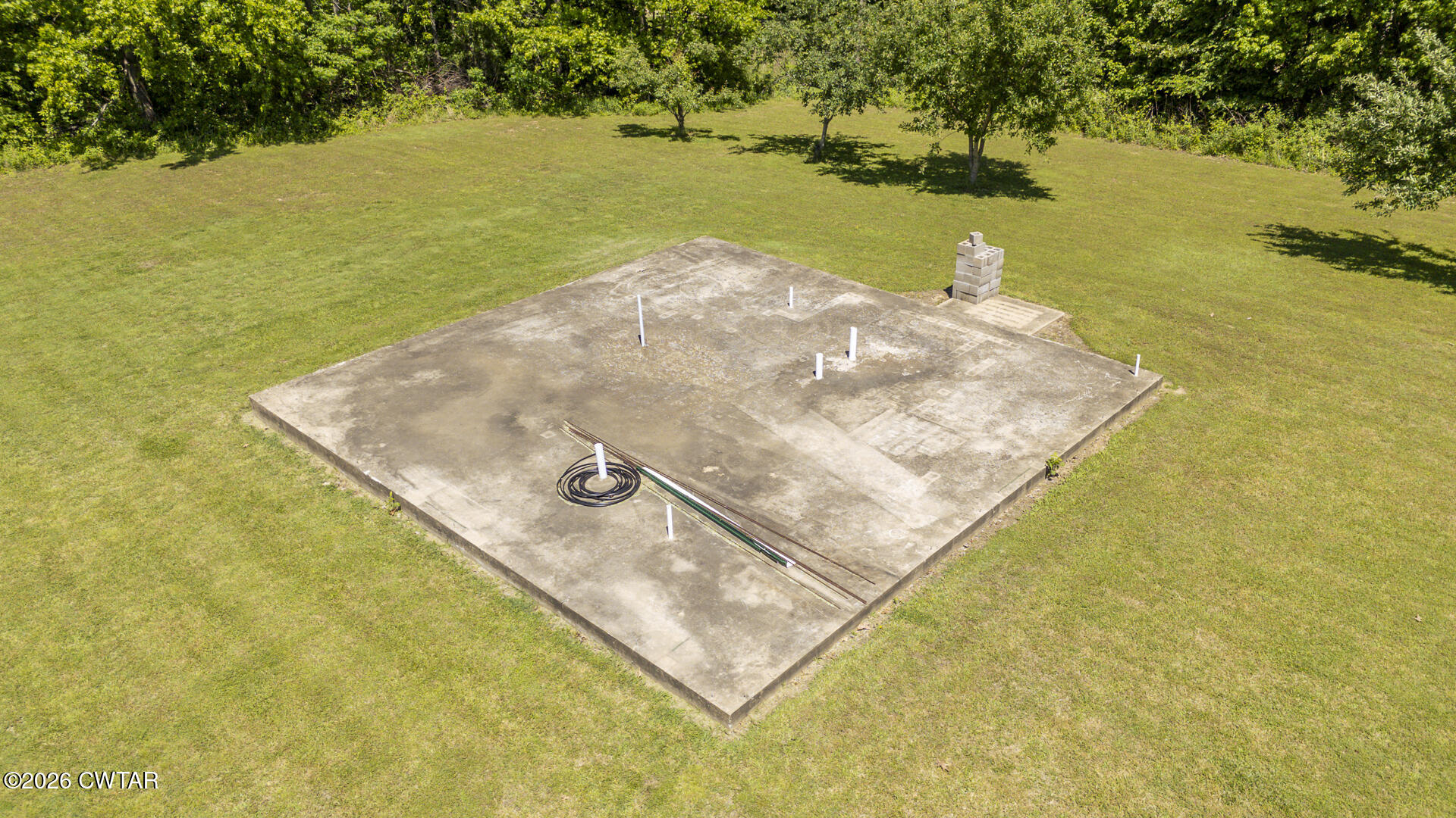 61 Con Pennington Road Kenton, TN 38233 - Photo 10 of 46 a view of a ocean view