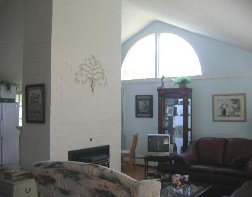 18 Robinwood Road Wareham, MA 02532 - Photo 8 of 8 Gallery Image 8