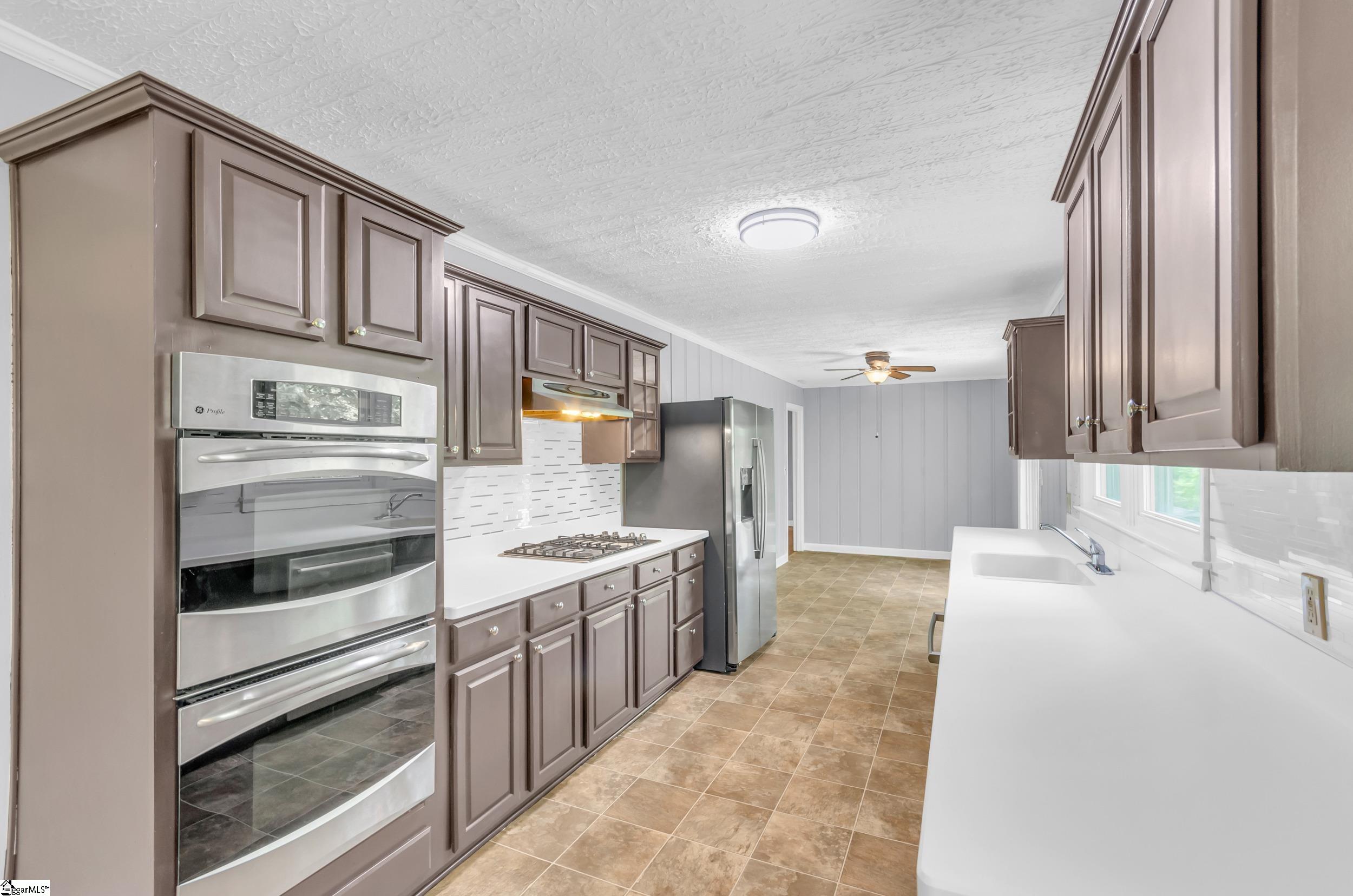 206 Springdale Drive Union, SC 29379 - Photo 8 of 29 Gallery Image 8