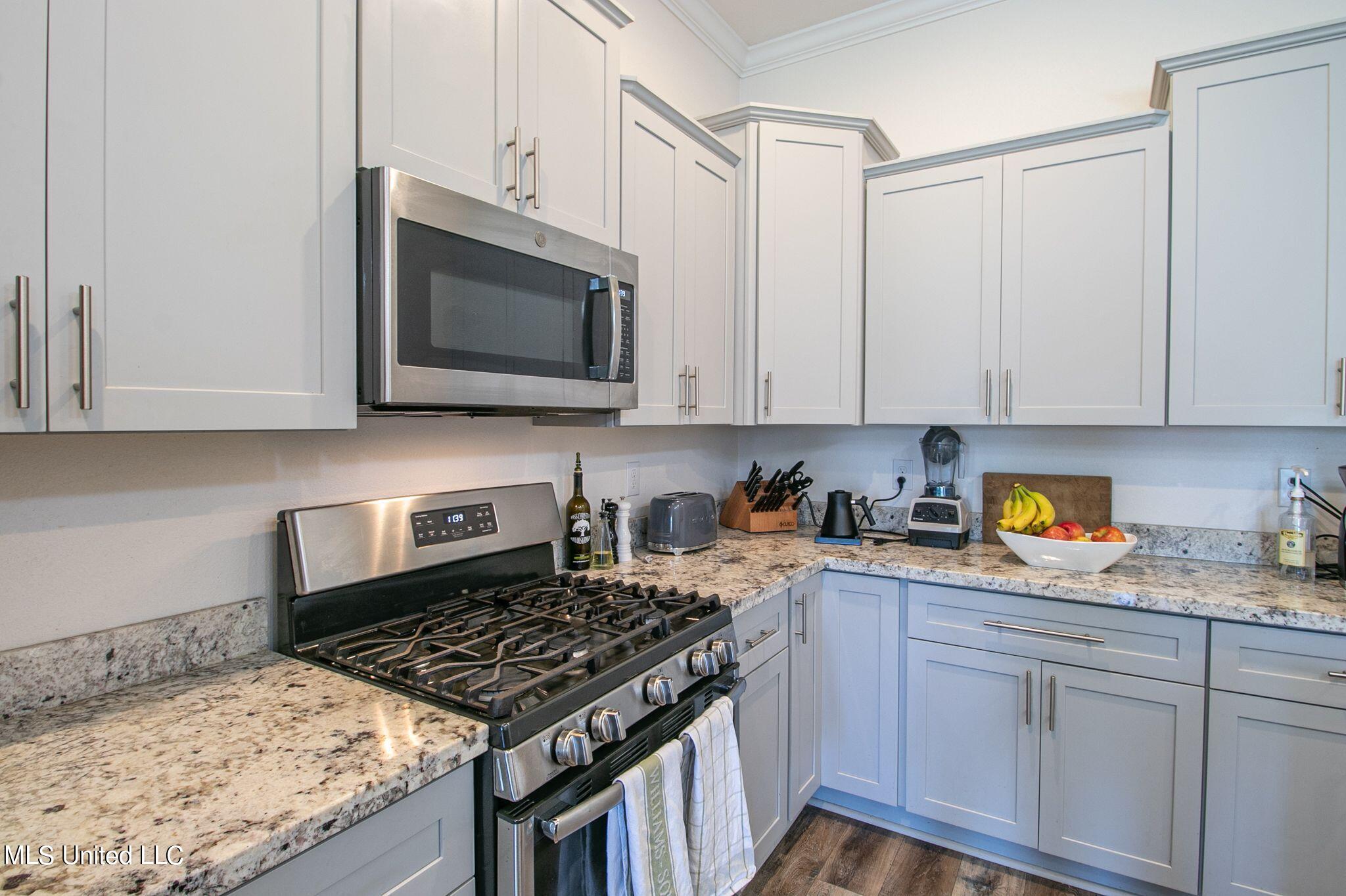 215 White Harbor Road Long Beach, MS 39560 - Photo 11 of 22 1GHo_gJg