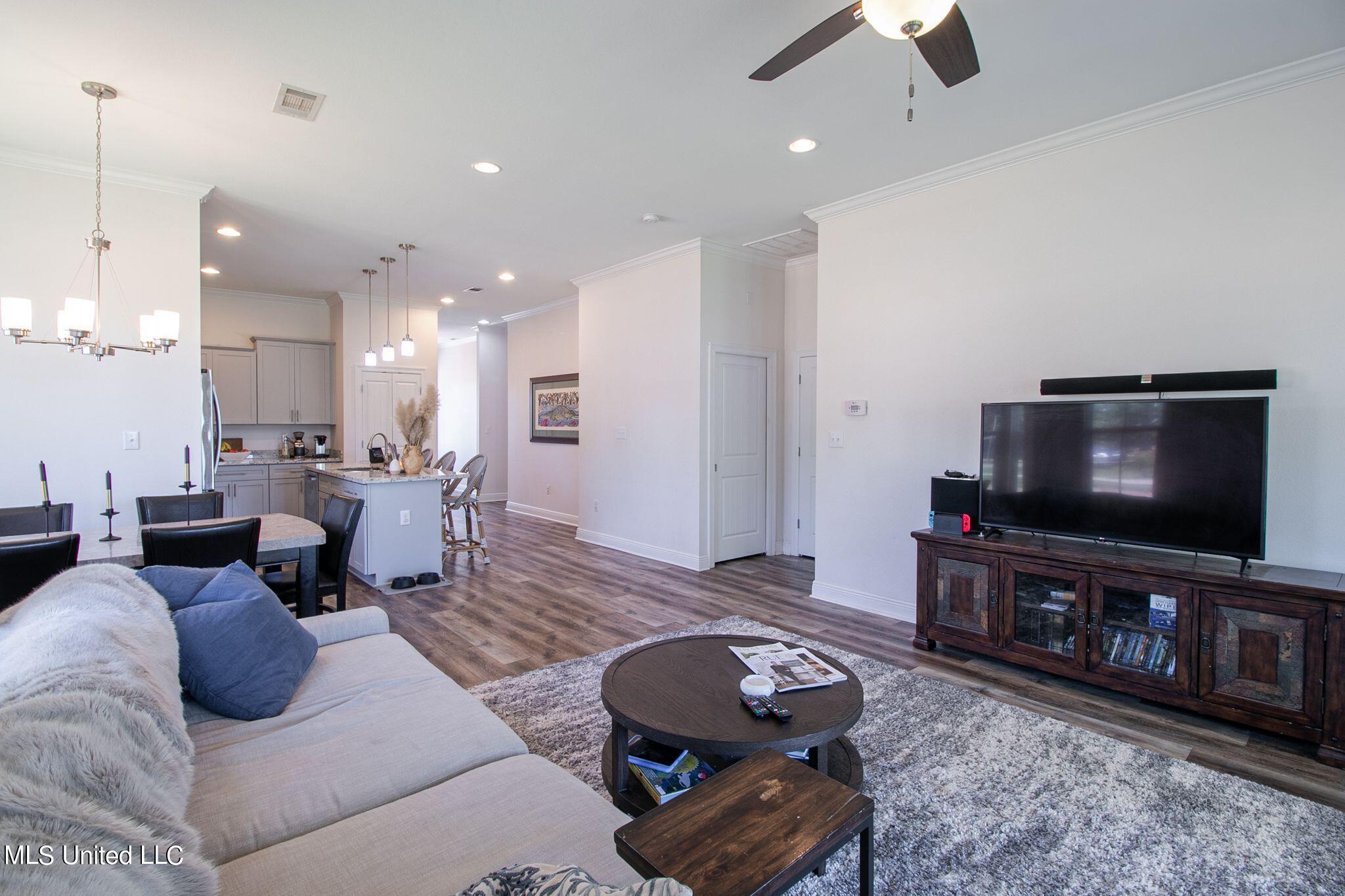 215 White Harbor Road Long Beach, MS 39560 - Photo 5 of 22 ipr5opm0