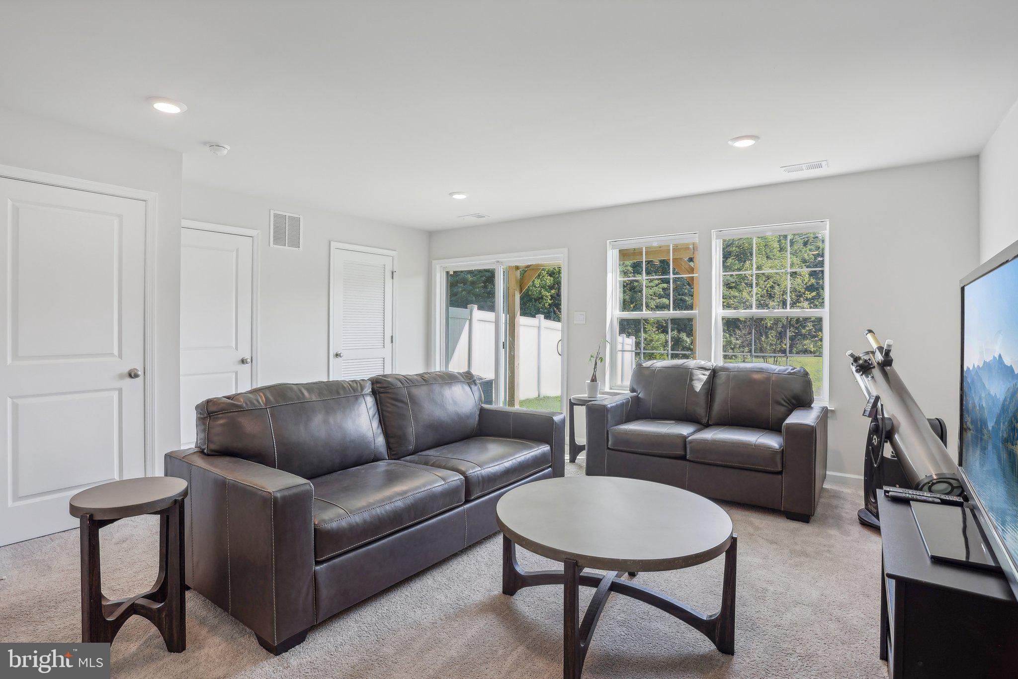 30 Sister's Farmstead Road Mount Laurel, NJ 08054 - Photo 9 of 45 Family Room