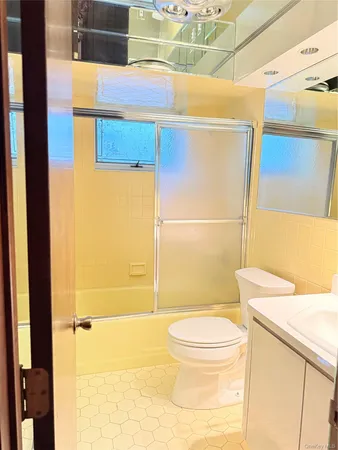 $6,200 | 30 Dogwood Road, Albertson, NY 11507