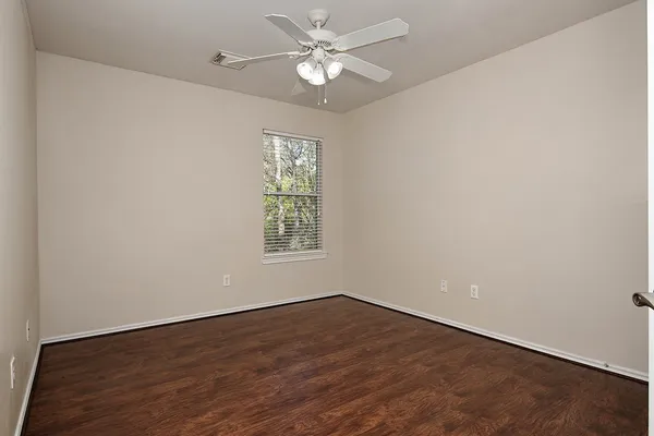 $289,000 | 15 Marble Rock Place, The Woodlands, TX 77382