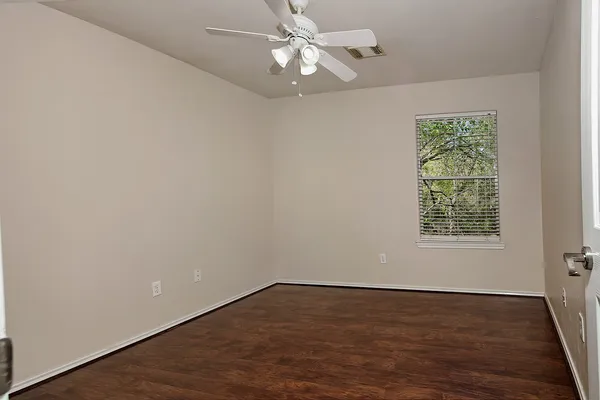 $289,000 | 15 Marble Rock Place, The Woodlands, TX 77382