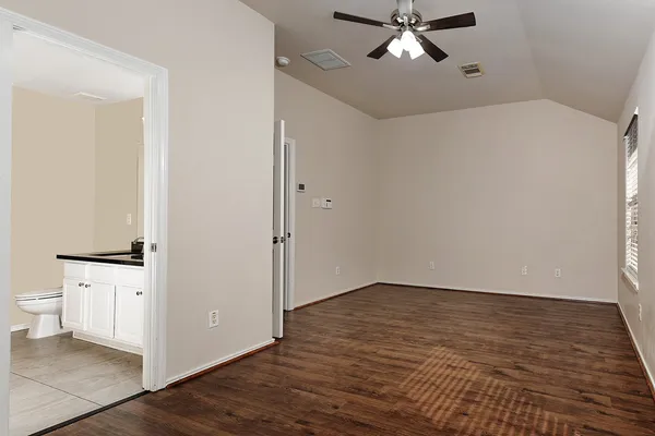$289,000 | 15 Marble Rock Place, The Woodlands, TX 77382