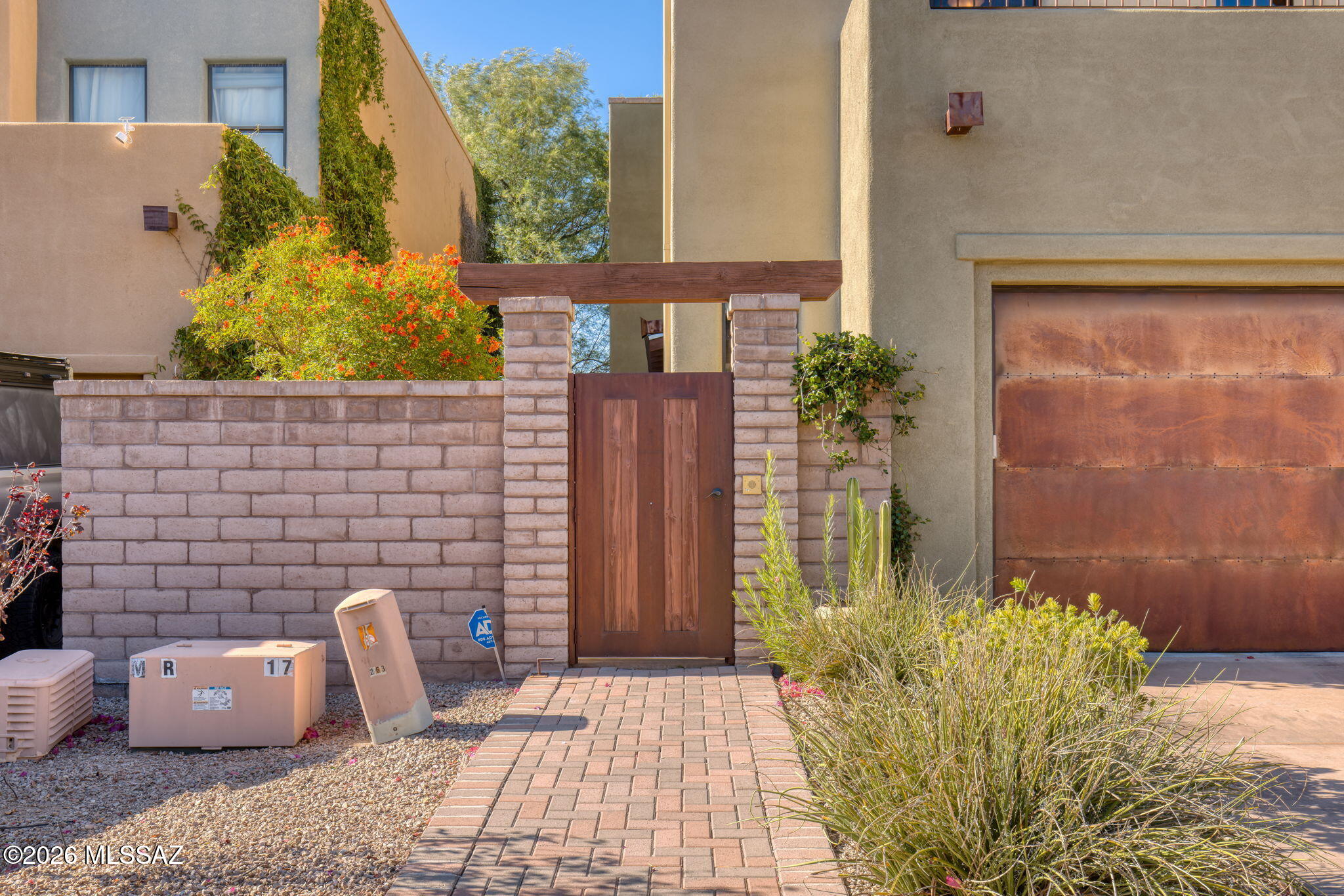 263 East Croydon Park Road Tucson, AZ 85704 - Photo 5 of 53