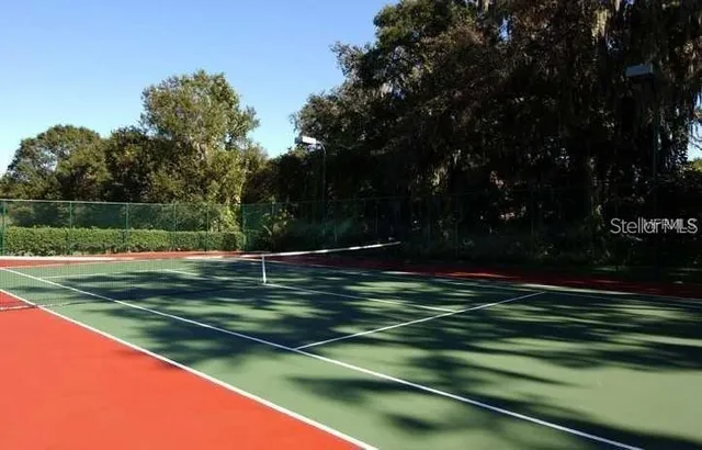 a view of a tennis court