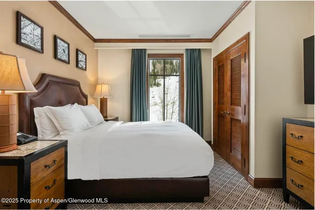 $1,700 | 75 Prospector Road, Unit 8303, Aspen, CO 81611