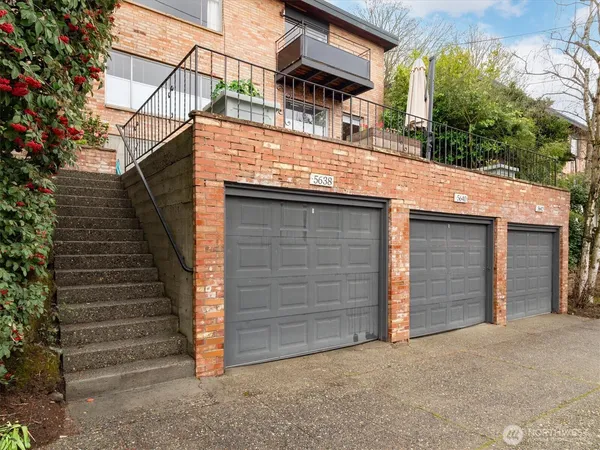 $1,349,000 | 5638 3rd Avenue Northwest, Seattle, WA 98107