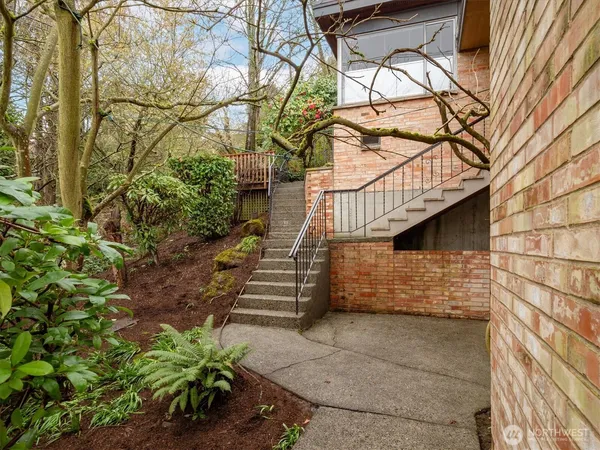$1,349,000 | 5638 3rd Avenue Northwest, Seattle, WA 98107