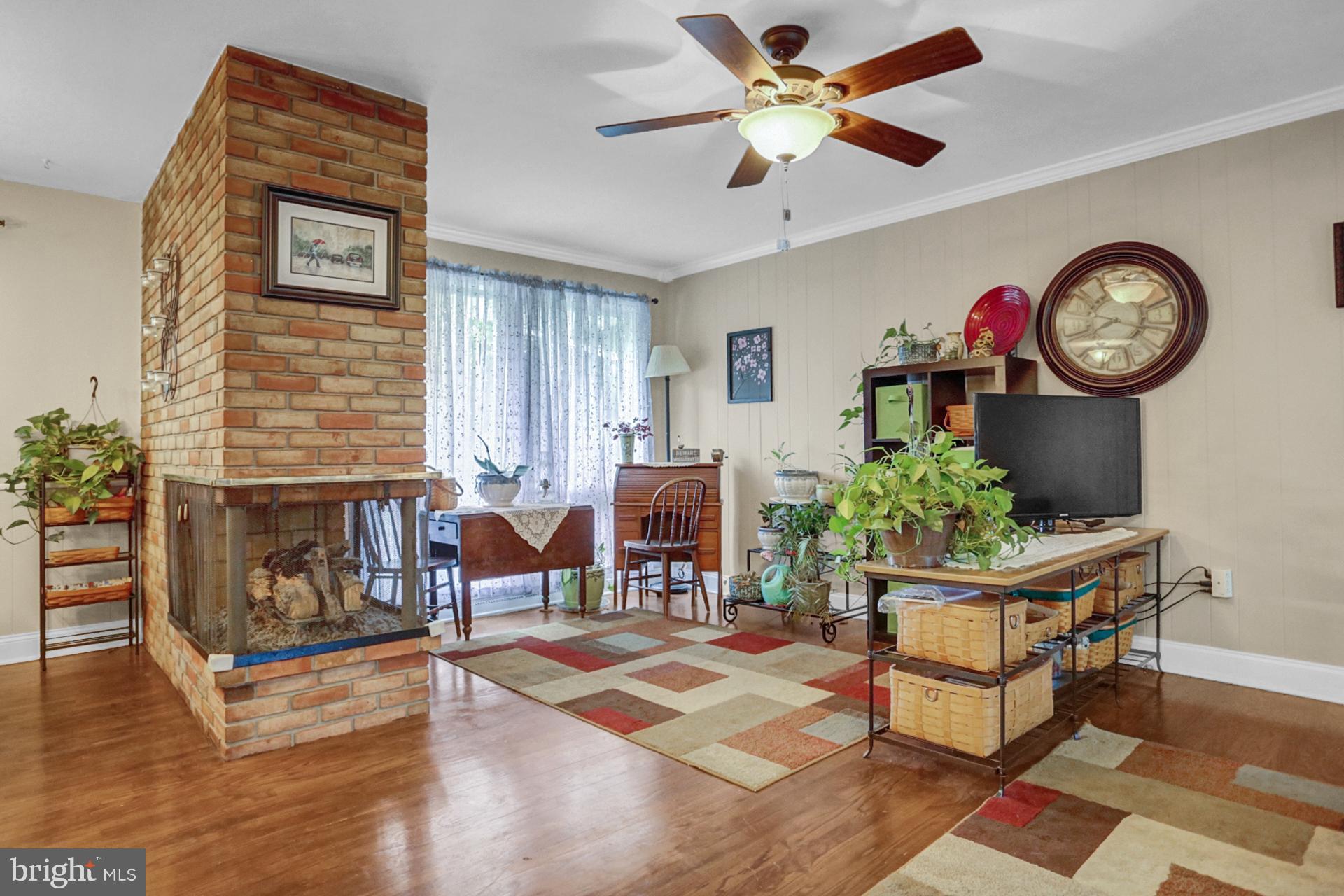 1742 York Road Wyomissing, PA 19610 - Photo 4 of 33 Gallery Image 4