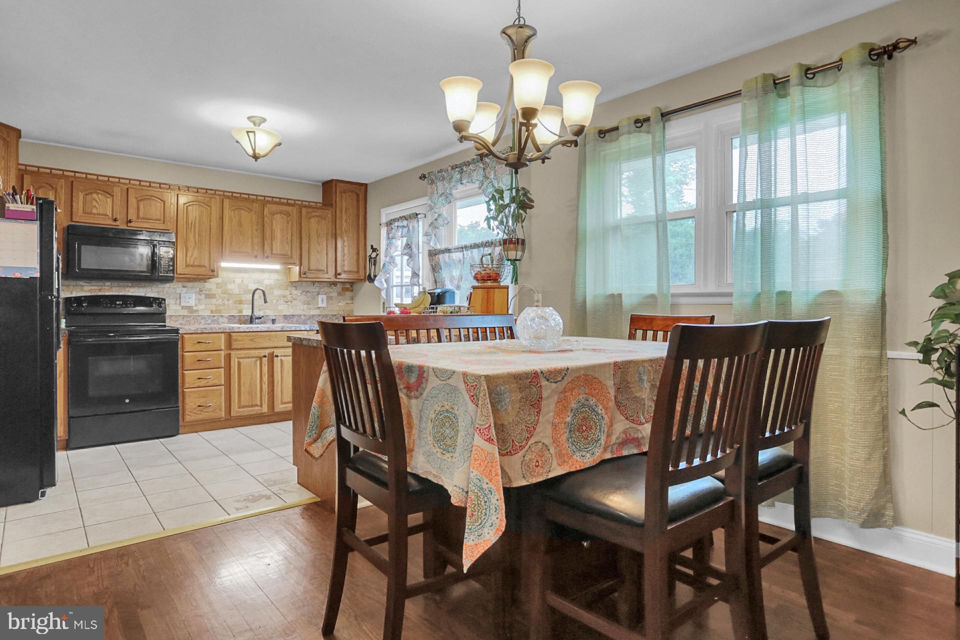 1742 York Road Wyomissing, PA 19610 - Photo 10 of 33 Gallery Image 10