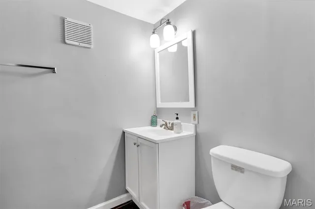 $205,000 | 8103 Madison Avenue, St. Louis, MO 63114