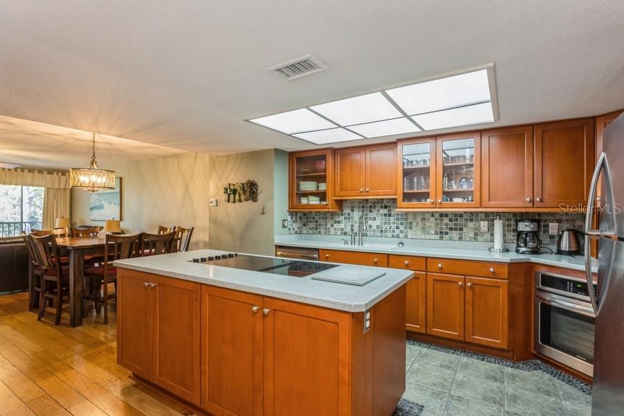 9810 Indian Key Trail, Unit 85 Seminole, FL 33776 - Photo 11 of 41