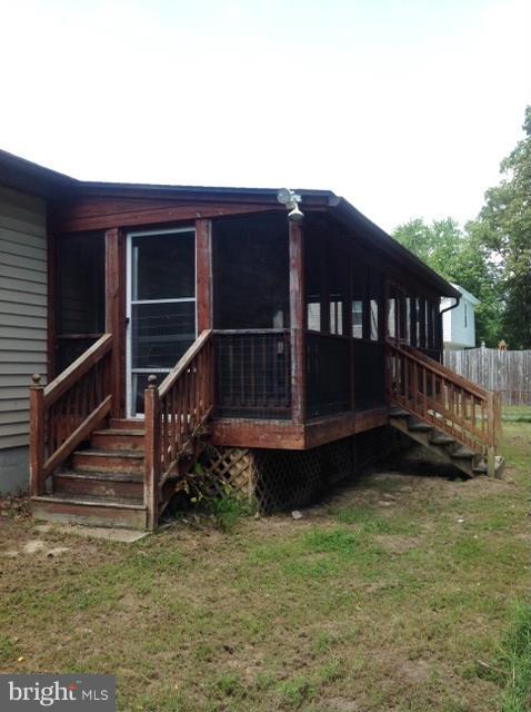 8175 Solley Road Pasadena, MD 21122 - Photo 13 of 15 Exterior (Rear)