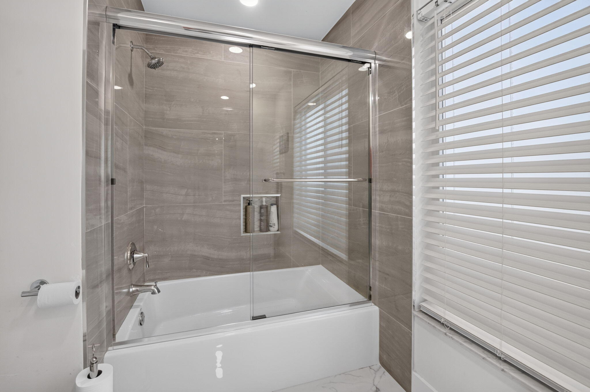 7082 Northwest 3rd Avenue Boca Raton, FL 33487 - Photo 35 of 69 33-web-or-mls-DSC_1457
