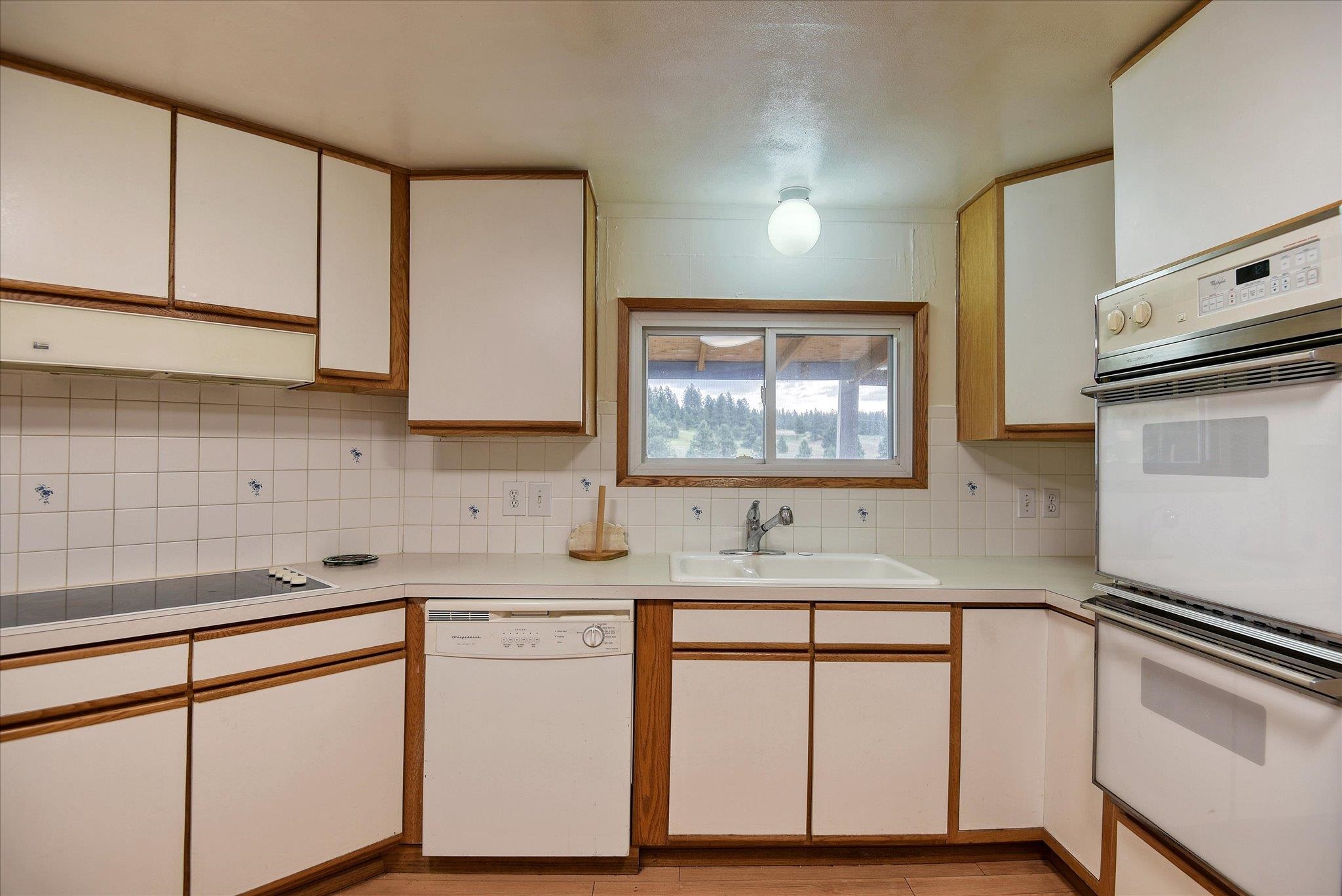 18212 North Delores Road Colbert, WA 99005 - Photo 8 of 19