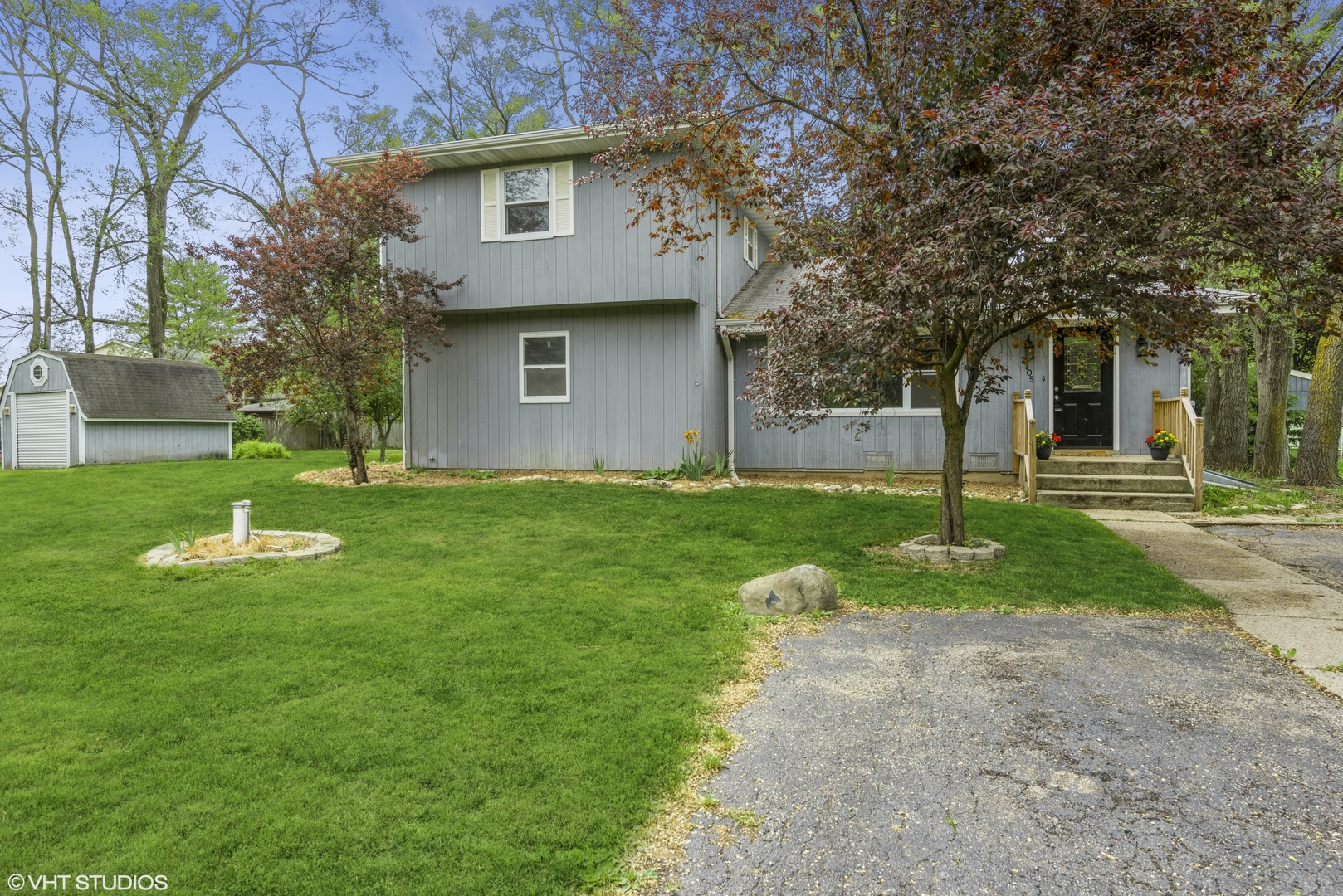 2705 Russett Road McHenry, IL 60050 - Photo 1 of 12 Gallery Image 1