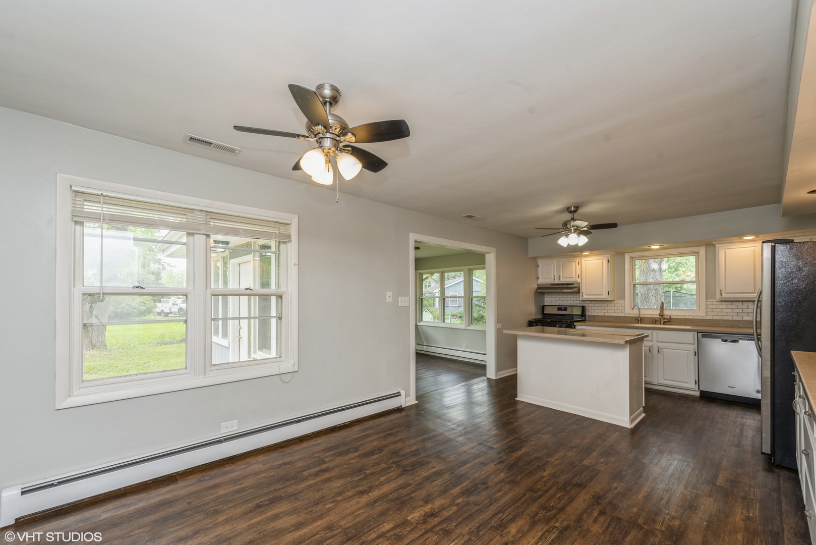 2705 Russett Road McHenry, IL 60050 - Photo 4 of 12 Gallery Image 4