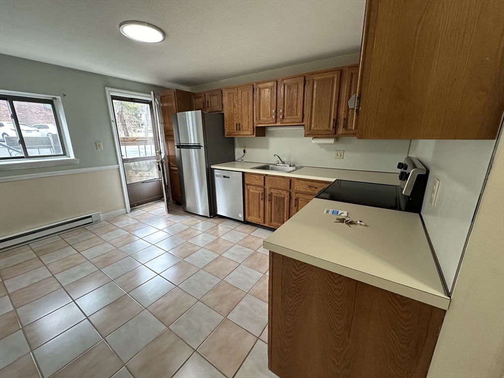 81 Nicholas Road, Unit A Framingham, MA 01701 - Photo 2 of 14