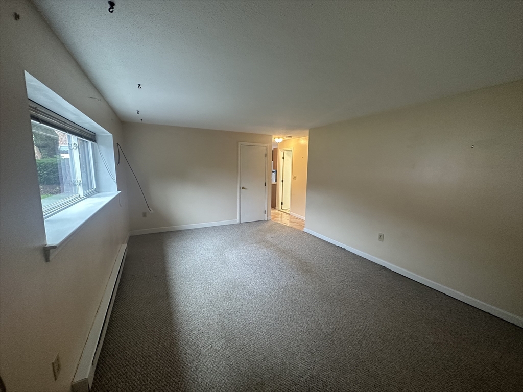 81 Nicholas Road, Unit A Framingham, MA 01701 - Photo 8 of 14