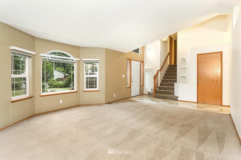 3418 200th Place Southeast Bothell, WA 98012 - Photo 2 of 20 Gallery Image 2
