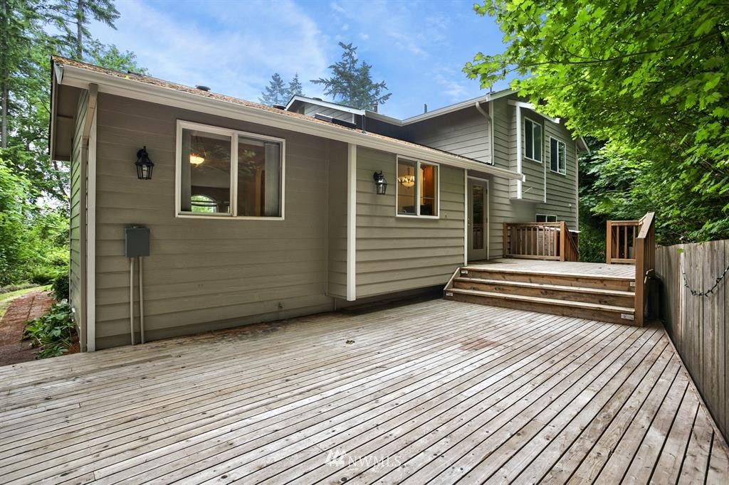 3418 200th Place Southeast Bothell, WA 98012 - Photo 16 of 20 Gallery Image 16