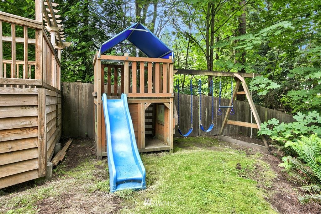 3418 200th Place Southeast Bothell, WA 98012 - Photo 19 of 20 Gallery Image 19